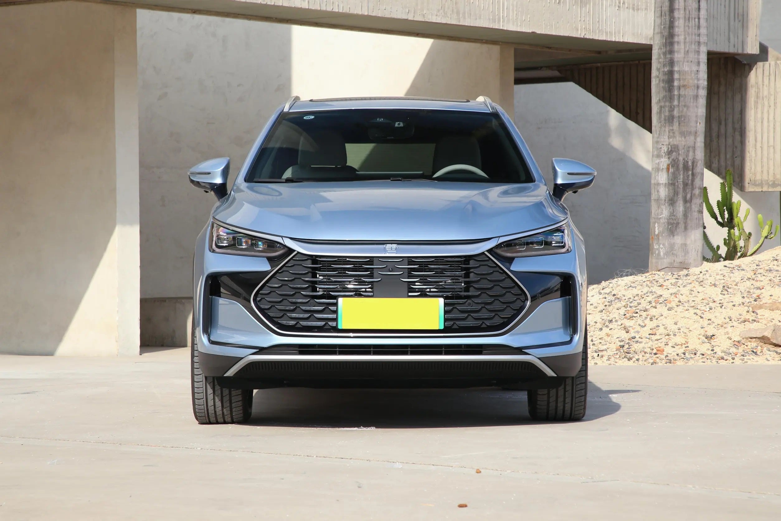 2025 BYD Tang DM I gallery image 2