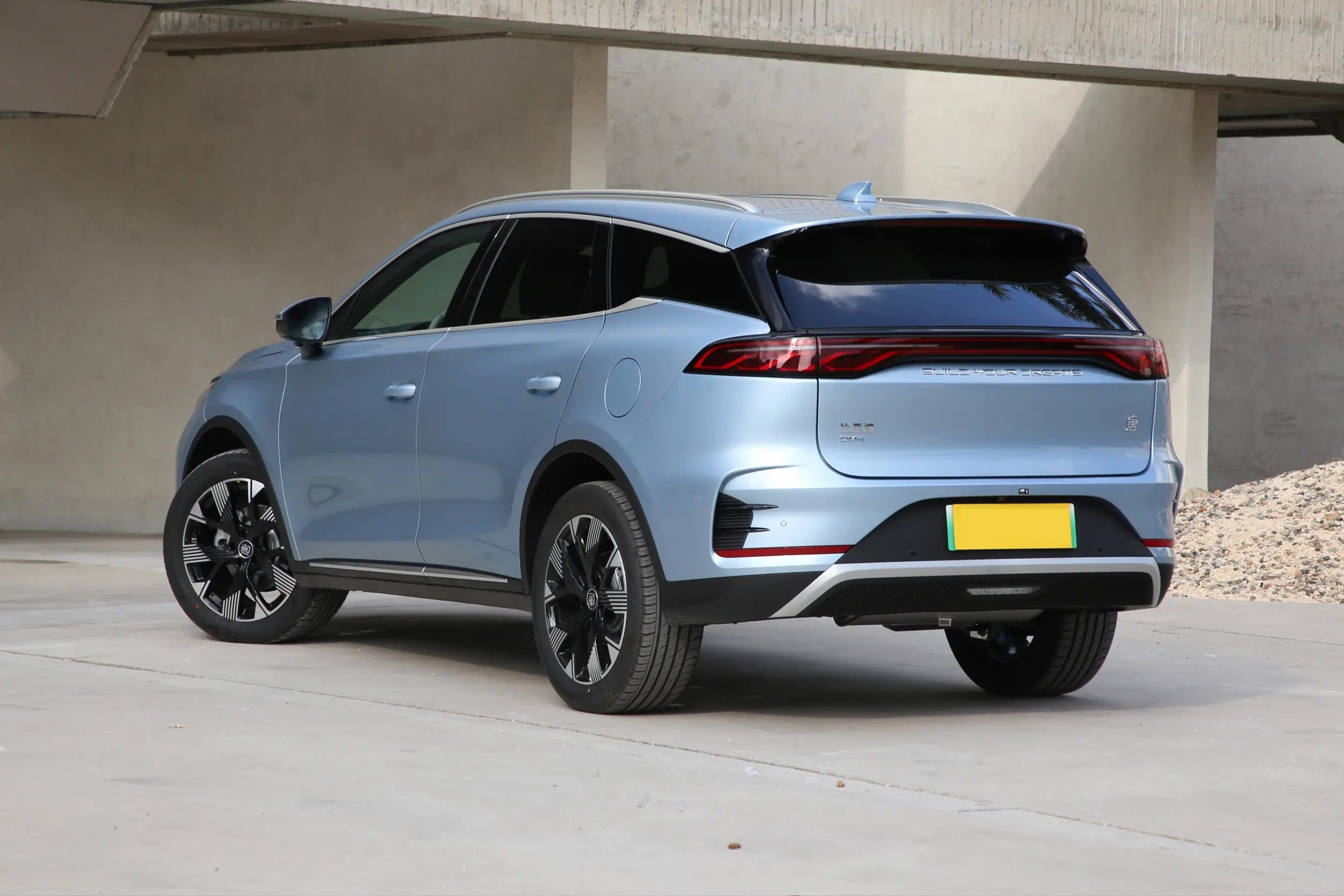 2025 BYD Tang DM I gallery image 4