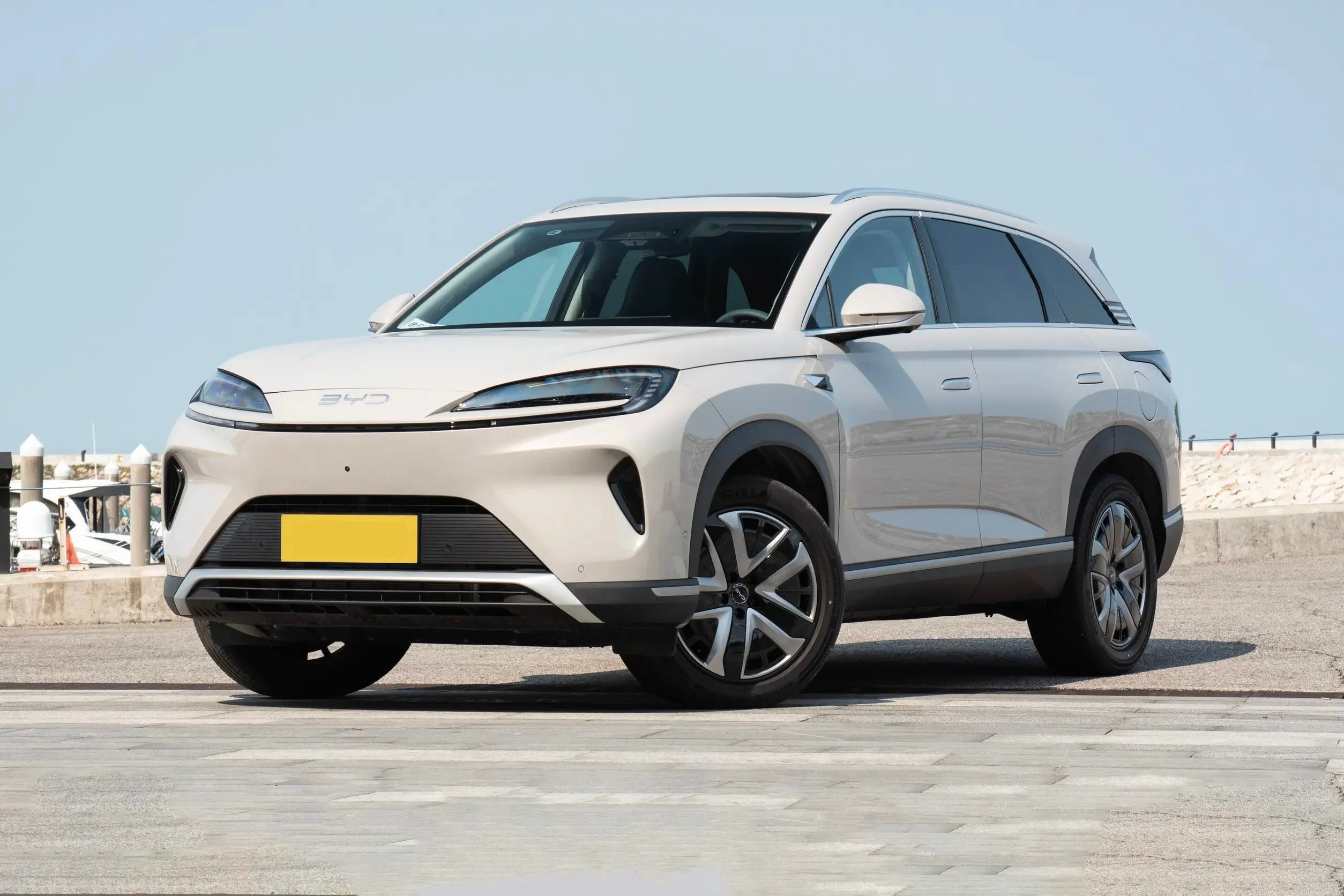 2025 BYD Sealion 07 DM — image 2