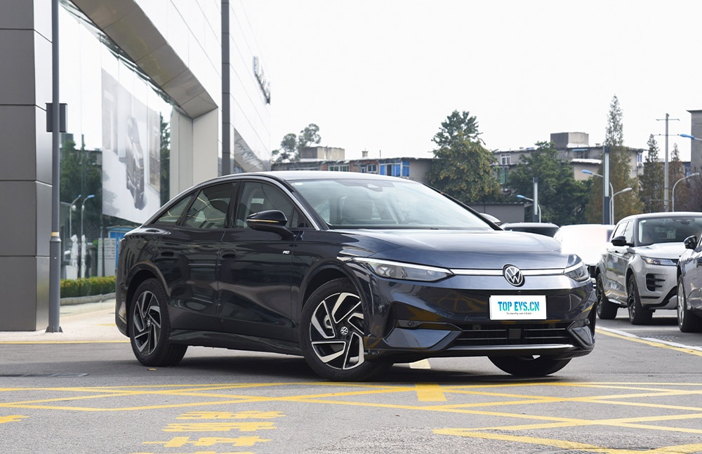 2023 Volkswagen ID 7 VIZZION gallery image 2