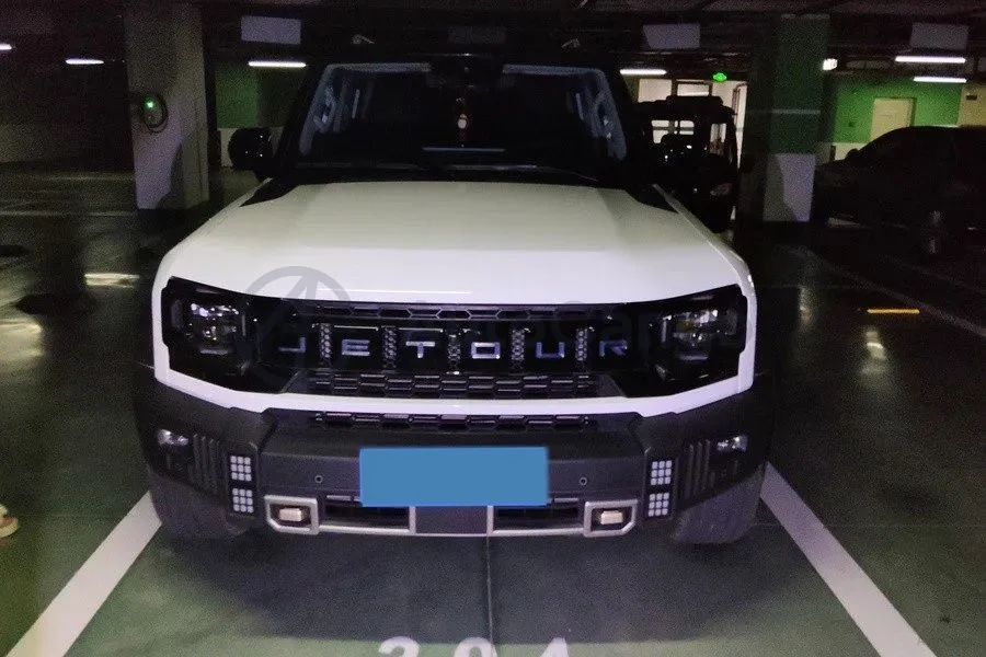 2025 Jetour Traveller — image 3