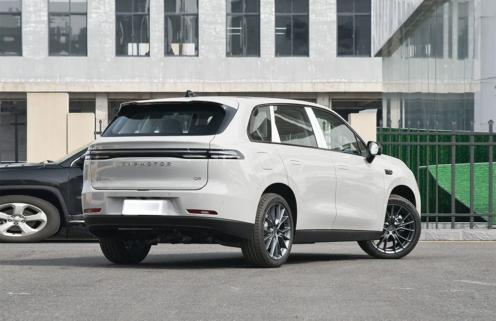 2024 Leapmotor C10 EV 鈥?image 3
