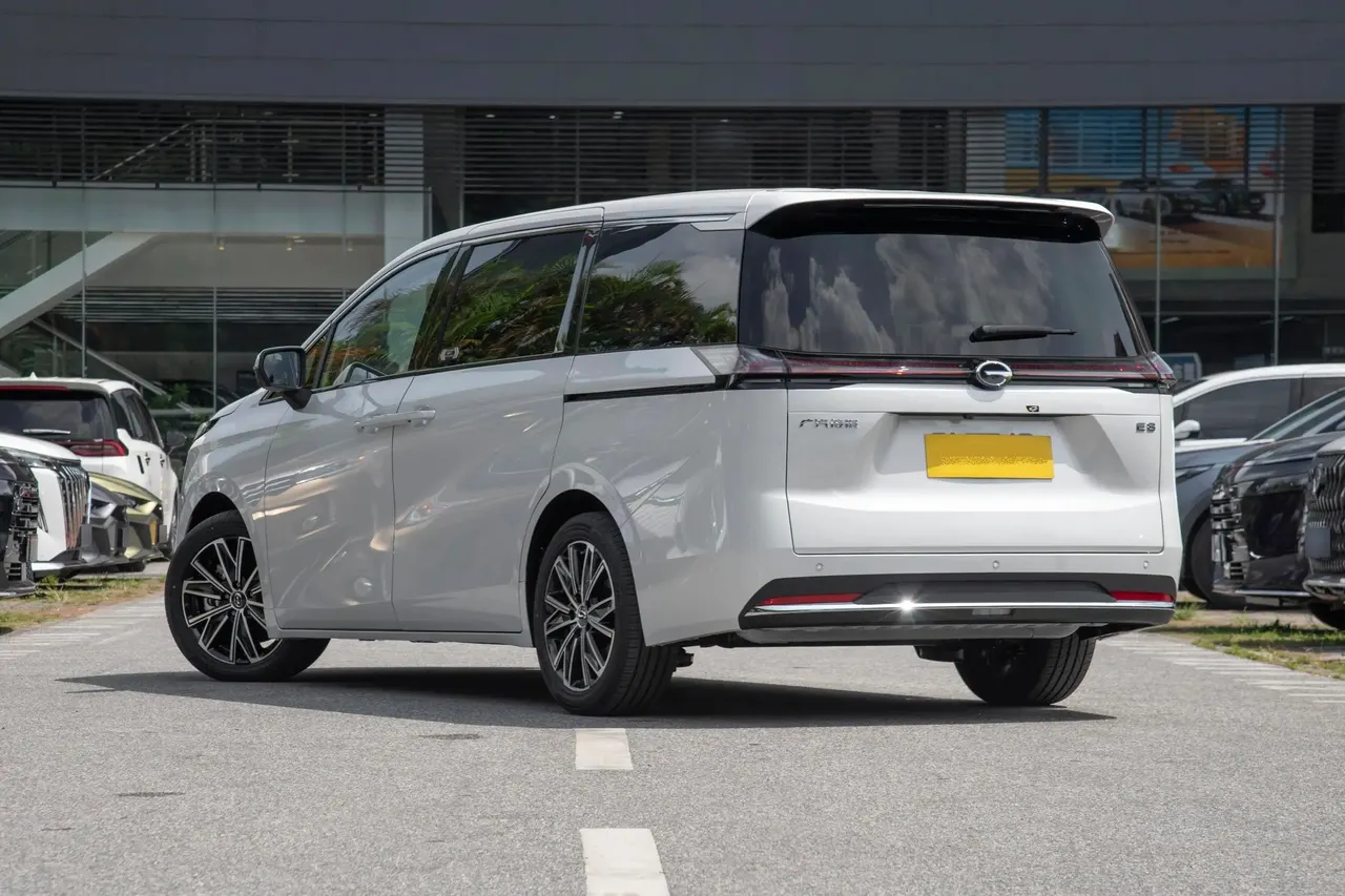 2025 GAC Trumpchi E8 鈥?image 4
