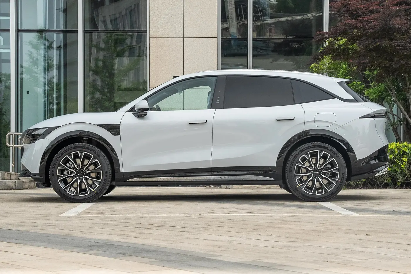 2025 Zeekr 7X 鈥?image 3