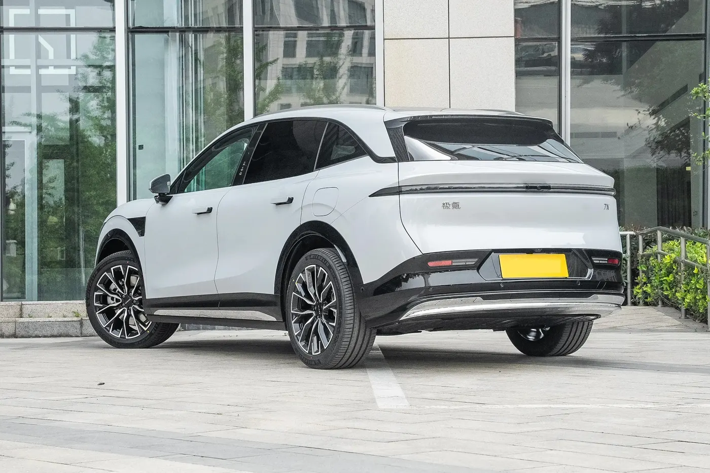 2025 Zeekr 7X 鈥?image 4